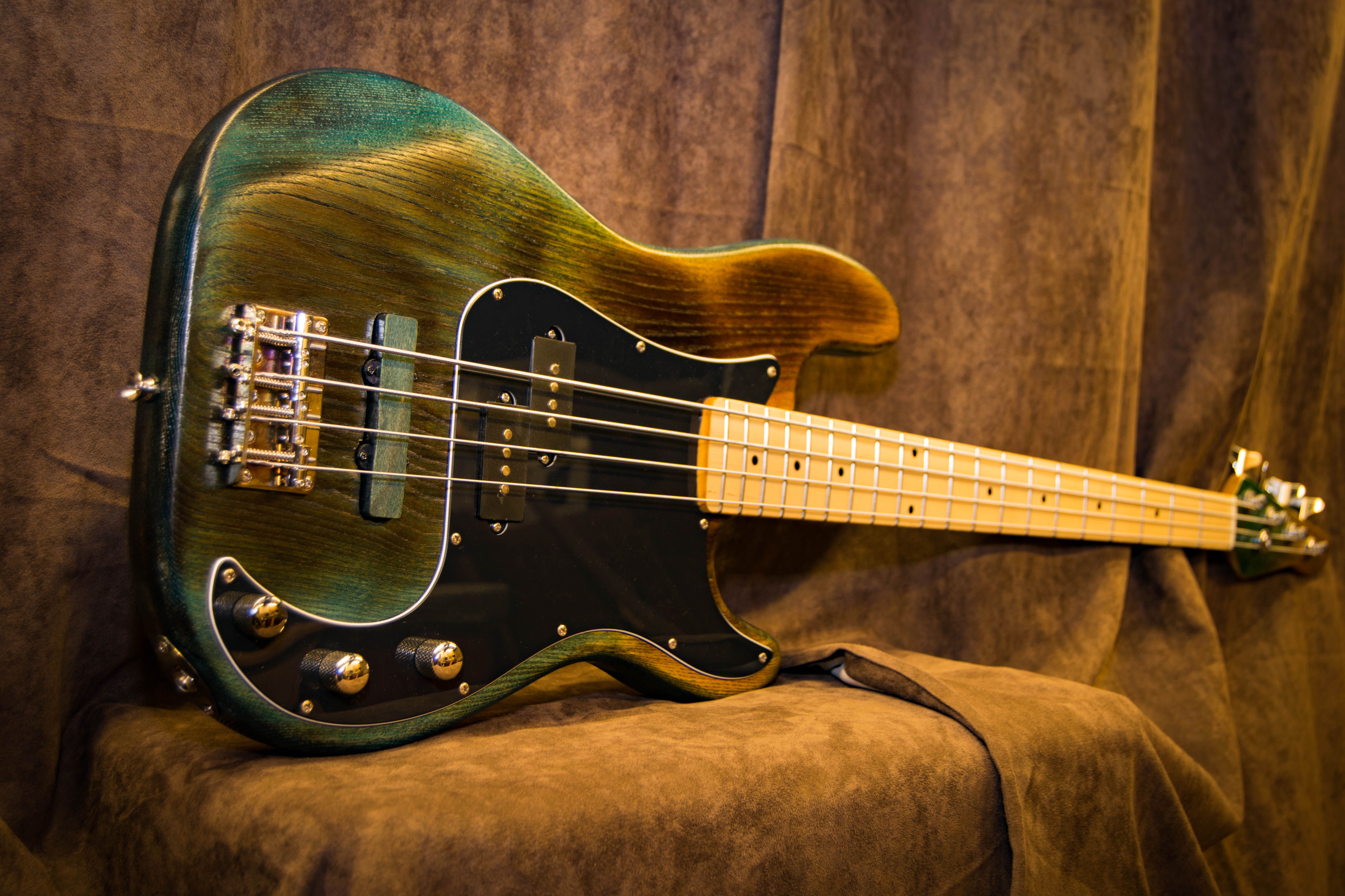 GR Custom DC Bass Guitar