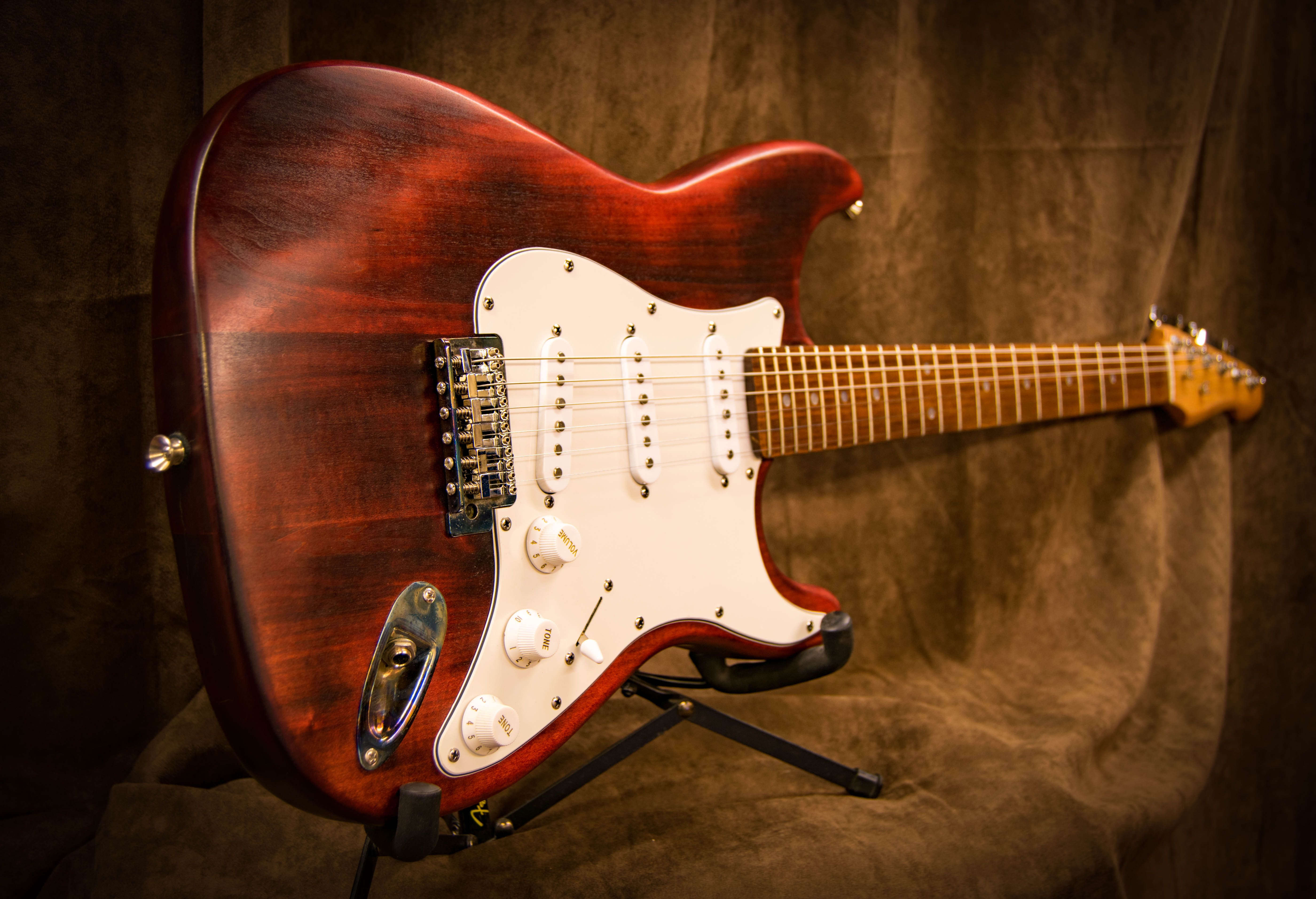 Dusky Red SSS Electric Guitar